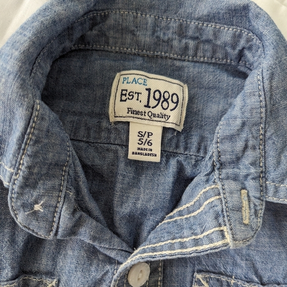 Kids Blue and White Button Down Shirts, size 4 & 5 - Picture 7 of 10